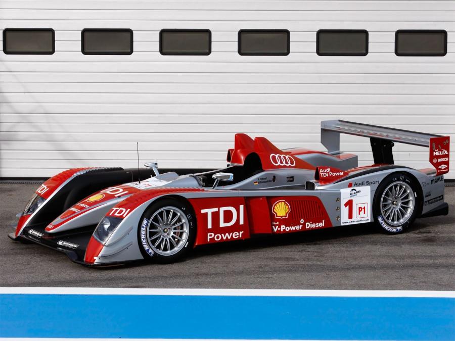  Audi R10 TDI 2008 года  (фото 2 из 57)